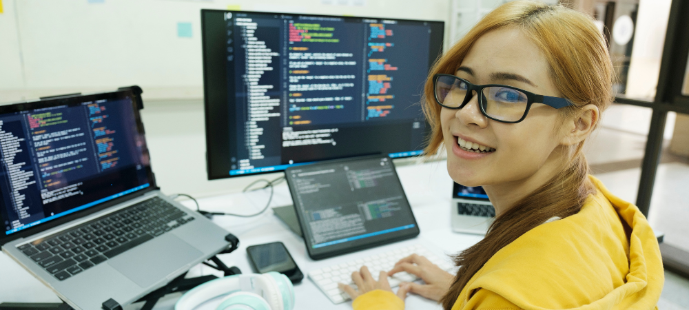 Claude in Web Development: Redefining Modern Web Engineering